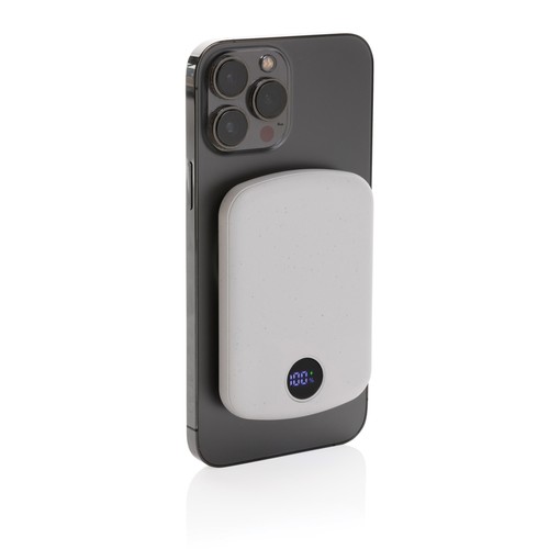 MagBoost RCS recycled plastic 5000 mah magnetic powerbank MagBoost RCS recycled plastic 5000 mah magnetic powerbank