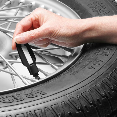 Contrôleur de pneu avec dévisse valve et scala Contrôleur de pneu avec dévisse valve et scala