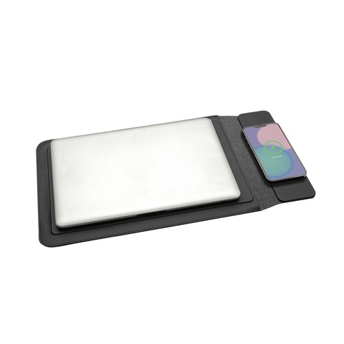Swiss Peak 15W magnetic charging laptop sleeve 14-15,6" Swiss Peak 15W magnetic charging laptop sleeve 14-15,6"