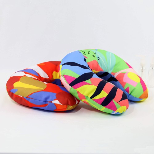 CUSTOMIZABLE TRAVEL CUSHION