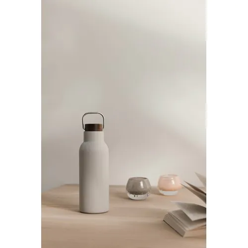 VINGA Bouteille isotherme 580 ml en acier RCS Ciro VINGA Bouteille isotherme 580 ml en acier RCS Ciro