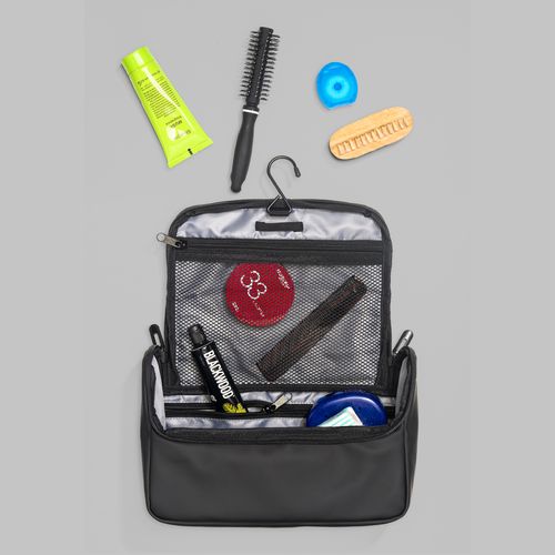 Beauty case in soft PU water resistant. Beauty case in soft PU water resistant.