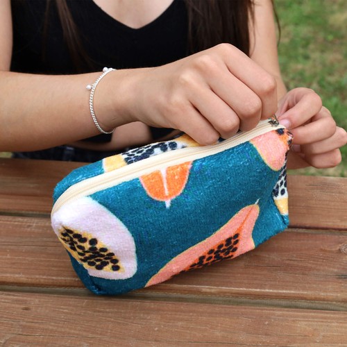 TOALLA PERSONALIZABLE NECESARIO NECESARIO TOALLA PERSONALIZABLE NECESARIO NECESARIO