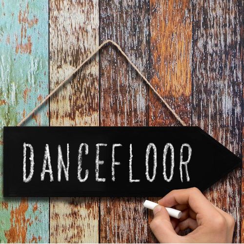 Panneau fléché en tableau noir Panneau fléché en tableau noir