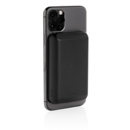 Magnetic 5.000 mAh 5W wireless powerbank Magnetic 5.000 mAh 5W wireless powerbank