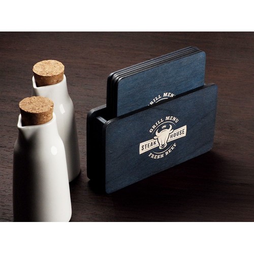 Wooden box with 4 coasters Wooden box with 4 coasters