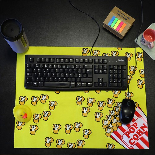 POLYESTER TABLE BASE WITH CUSTOMIZABLE FOAM