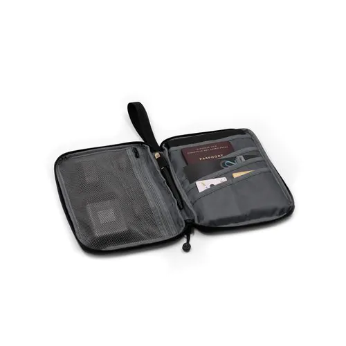 BrandCharger Rover travel wallet