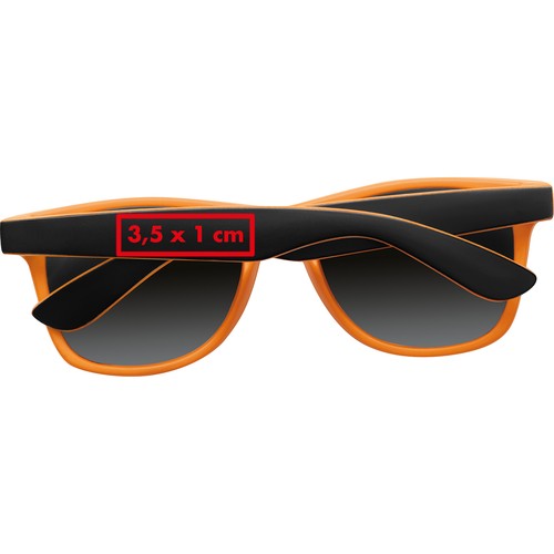 Bicoloured sunglasses with mirrored lenses Bicoloured sunglasses with mirrored lenses