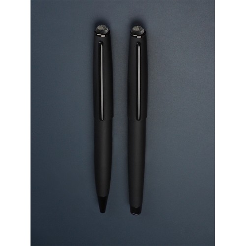 Set di penne con carbone Set di penne con carbone