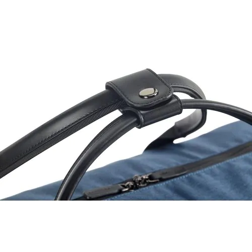 Motion Bag. Travel bag in cationic 600D and polypropylene Motion Bag. Travel bag in cationic 600D and polypropylene