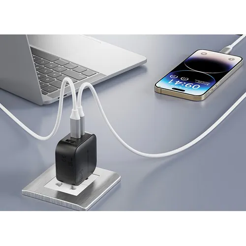uniwersalny adapter