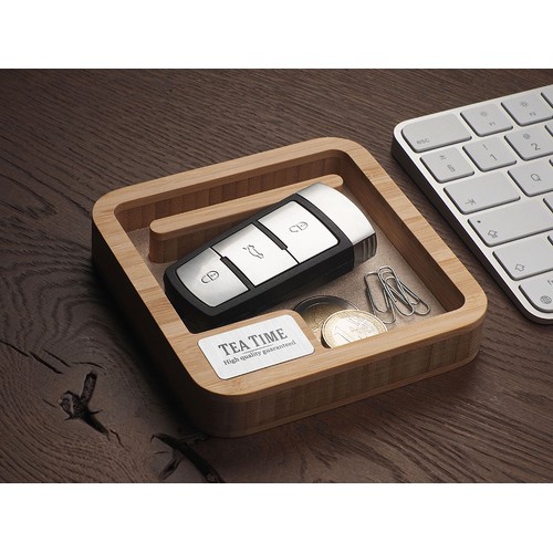 Drewniany organizer na biurko