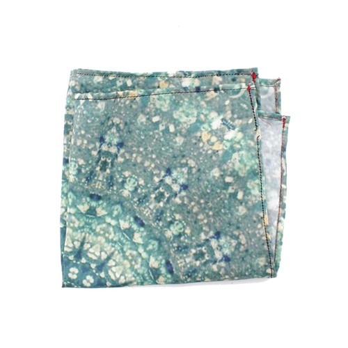 CUSTOMIZABLE SQUARE SCARF