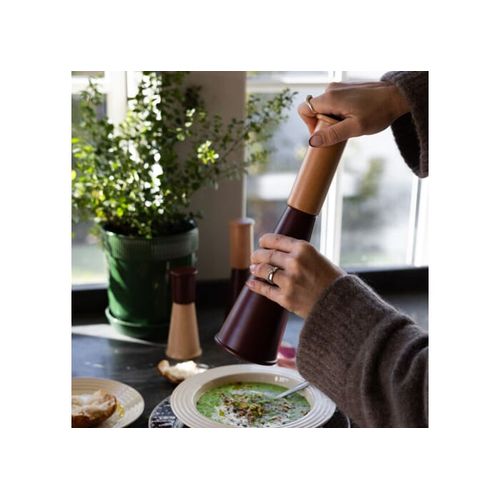 Sagaform Gurken Salt or Pepper Grinder Large, 32cm Sagaform Gurken Salt or Pepper Grinder Large, 32cm