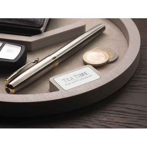 Drewniany organizer na biurko