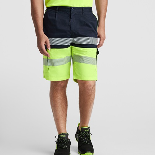korte broek met reflecterende strepen