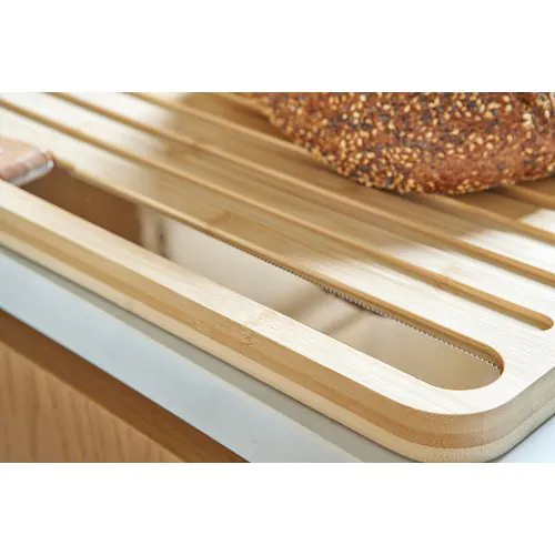 Bamboo bread cutting board Werner