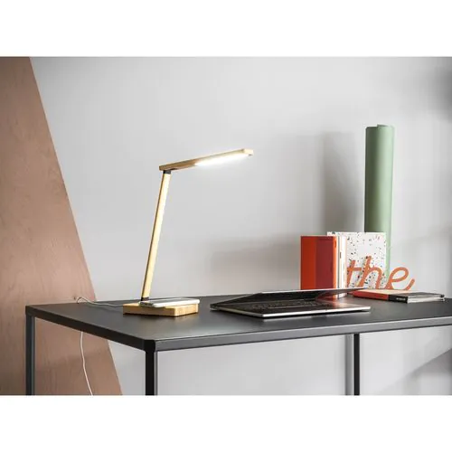 MOREY. Inklapbare bureaulamp met 15W supersnelle draadloos oplader in bamboe MOREY. Inklapbare bureaulamp met 15W supersnelle draadloos oplader in bamboe