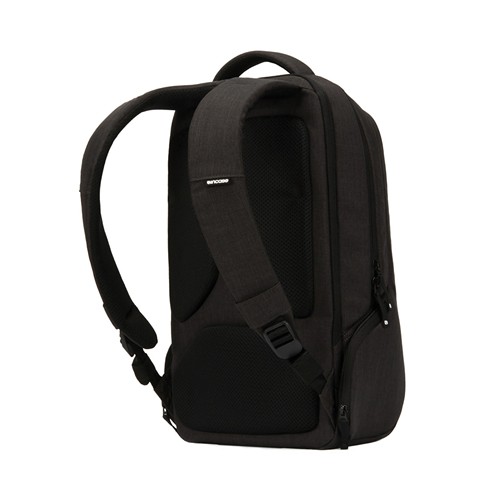 Incase ICON Slim Pack