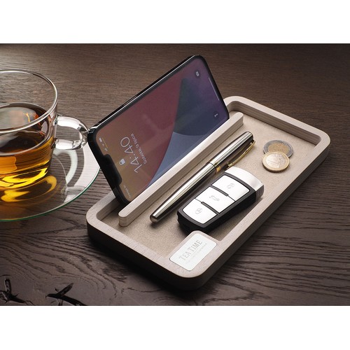 Drewniany organizer na biurko