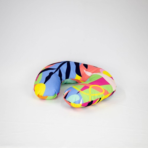 CUSTOMIZABLE TRAVEL CUSHION