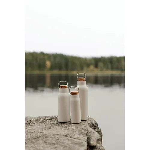 VINGA Bouteille isotherme 580 ml en acier RCS Ciro VINGA Bouteille isotherme 580 ml en acier RCS Ciro