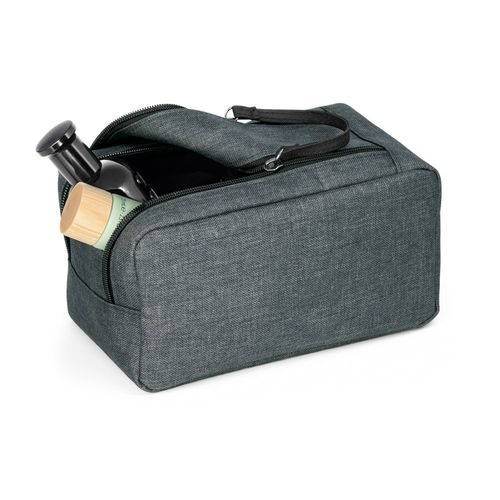 WAYNE. Toiletry bag in high density 600D with handle WAYNE. Toiletry bag in high density 600D with handle