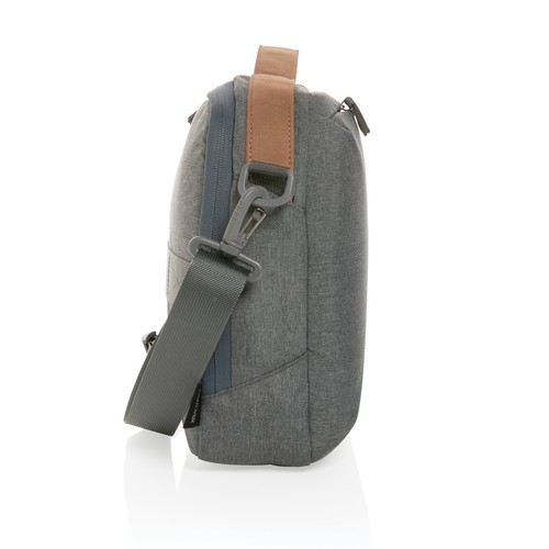 Borsa PC 15.6" two tone deluxe 300D Impact AWARE™ Borsa PC 15.6" two tone deluxe 300D Impact AWARE™