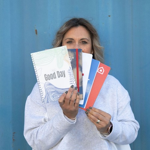 Bloc de Notas A5 con Cierre Elástico – Personalizable Bloc de Notas A5 con Cierre Elástico – Personalizable