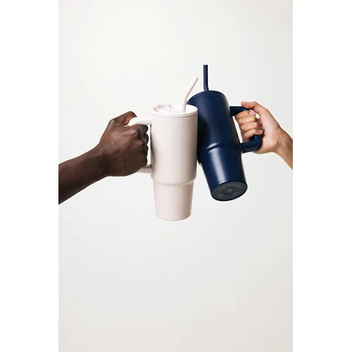 Bicchiere Embrace deluxe in rAcciaio RCS 900ml Bicchiere Embrace deluxe in rAcciaio RCS 900ml