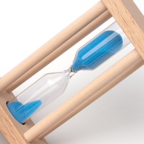 Hourglass Esten Hourglass Esten