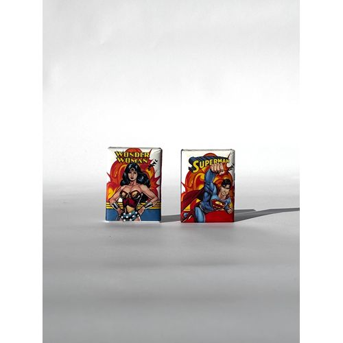 Customizable tissue packs with paper packaging.