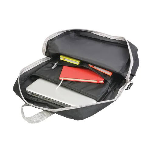 600D polyester laptop backpack with 2 pockets. Padded back and straps