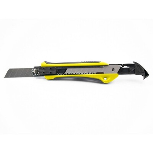 Cutter with safety mechanism, spare blades included | Sutton