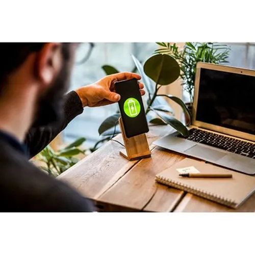 Bamboo wireless charger 10W B'RIGHT, phone stand | Wilder Bamboo wireless charger 10W B'RIGHT, phone stand | Wilder