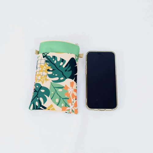 CUSTOMIZABLE RPET MOBILE HOLDER