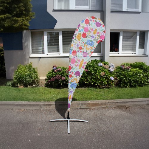 PENTHO FLAG DROP SHAPE WITHOUT CUSTOMIZABLE STRUCTURE PENTHO FLAG DROP SHAPE WITHOUT CUSTOMIZABLE STRUCTURE