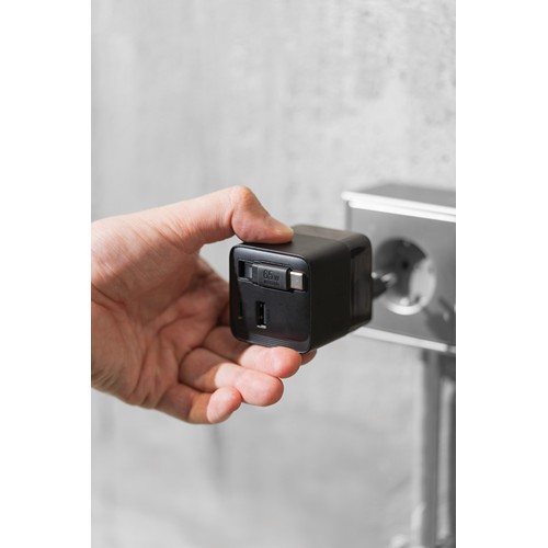 Urban Vitamin Mendocino 65W GaN charger retractable cable