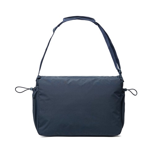 Bolsa bandolera KENTO URBAN RCS nailon reciclado 15,6 Bolsa bandolera KENTO URBAN RCS nailon reciclado 15,6