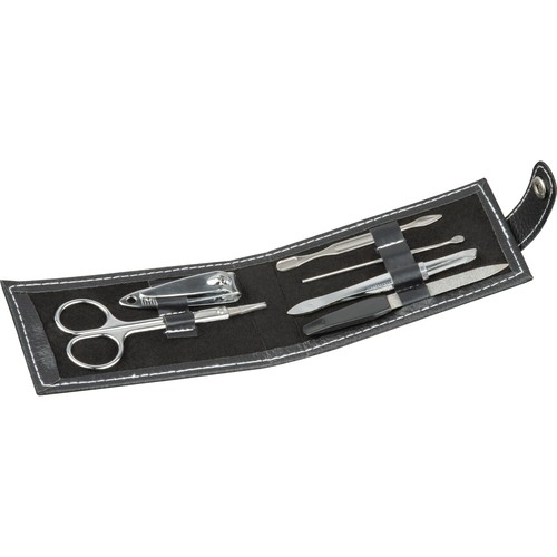 7-piece manicure set in a case