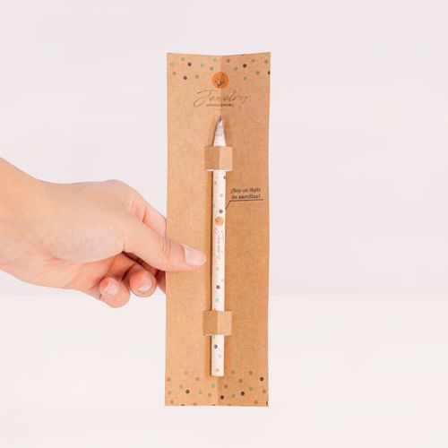 Crayon avec des graines + etui