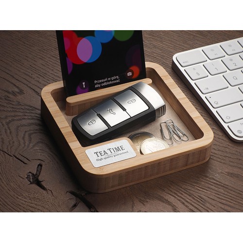 Drewniany organizer na biurko