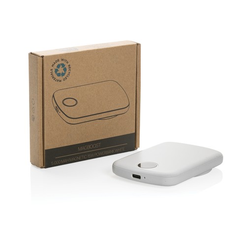 MagBoost RCS recycled plastic 5000 mah magnetic powerbank MagBoost RCS recycled plastic 5000 mah magnetic powerbank