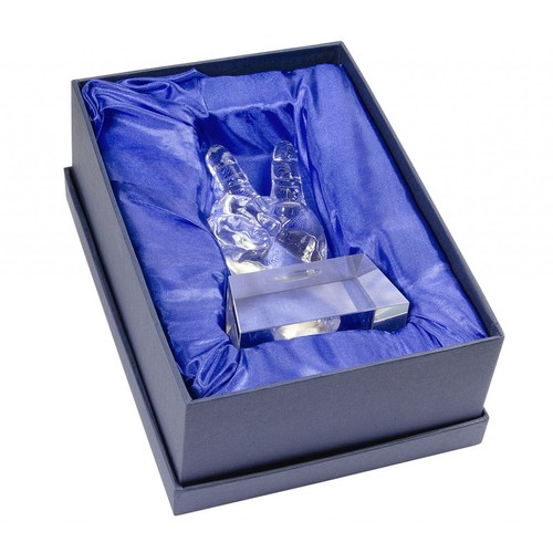 TROPHY WINNING HAND 60X100