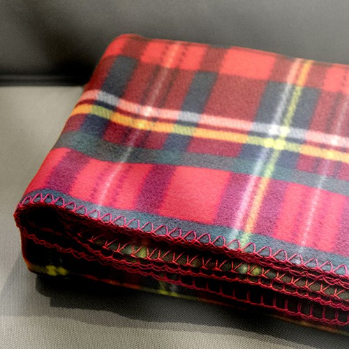 Couverture en polaire 160x120cm Corniolo