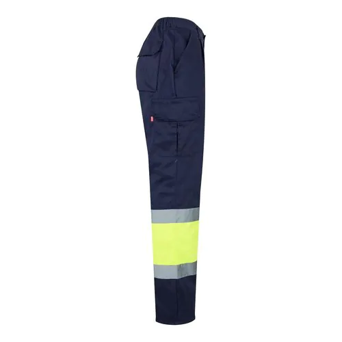 VL ATHENA. Pantaloni in twill bicolore, foderati, con diverse tasche, in cotone (20%) e poliestere (80%)