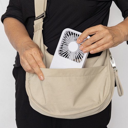 Ventilador escritorio recargable plástico reciclado Aervina