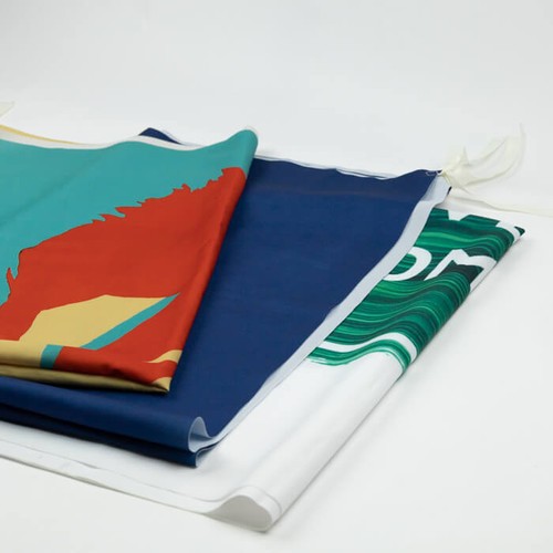 LARGE CUSTOMIZABLE TABLE LARGE CUSTOMIZABLE TABLE