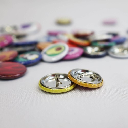 CUSTOMIZABLE 25MM BADGE CUSTOMIZABLE 25MM BADGE